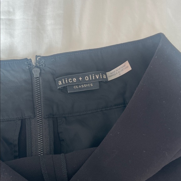 Alice + Olivia Black High Waist Shorts - Picture 2 of 4